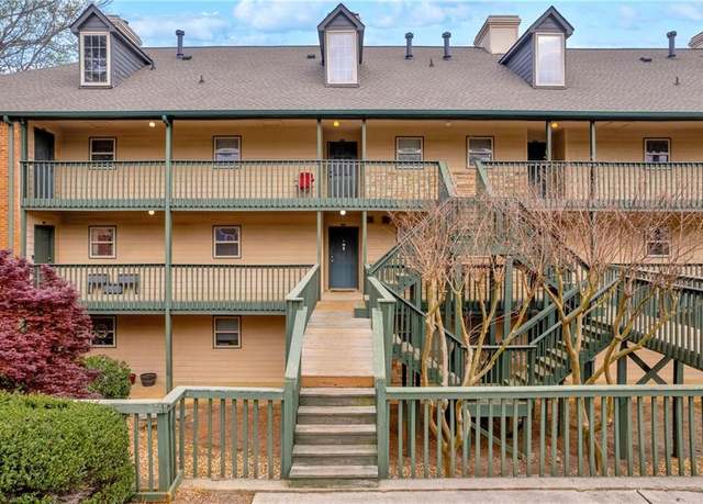 Property at 113 Brittany Ct, Duluth, GA 30096, 1 bed, 1.5 baths