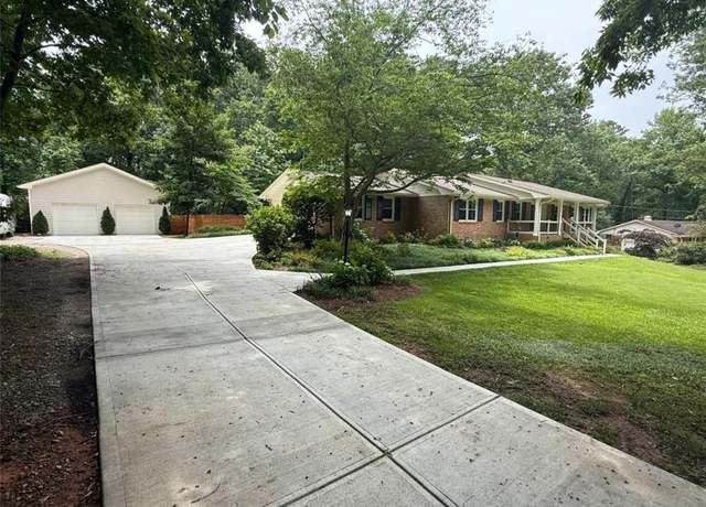 Property at 5401 Rosser Rd, Tucker, GA 30087, 4 beds, 2.5 baths