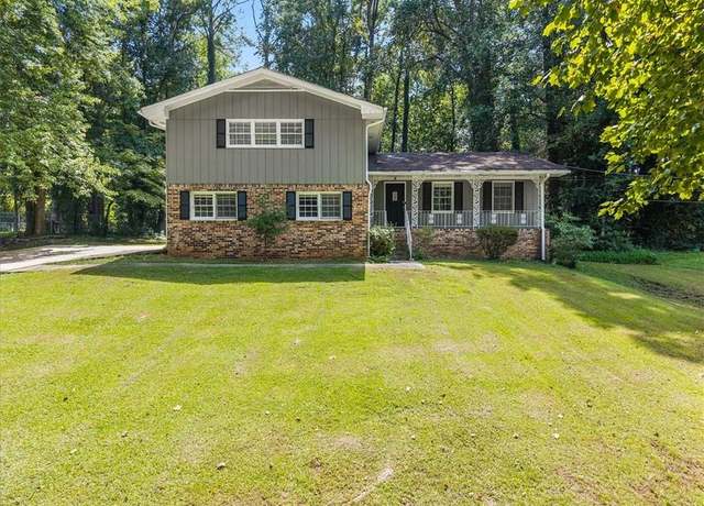 Property at 2669 Woodfen Dr, Ellenwood, GA 30294, 7 beds, 3 baths