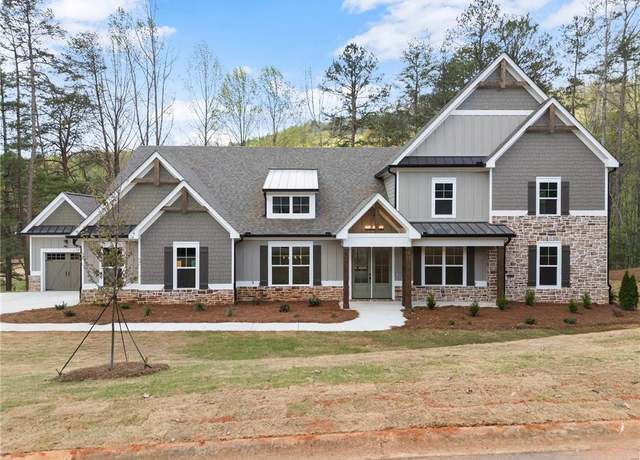 Property at 226 Orchard Ct, Clarkesville, GA 30523, 3 beds, 3.5 baths