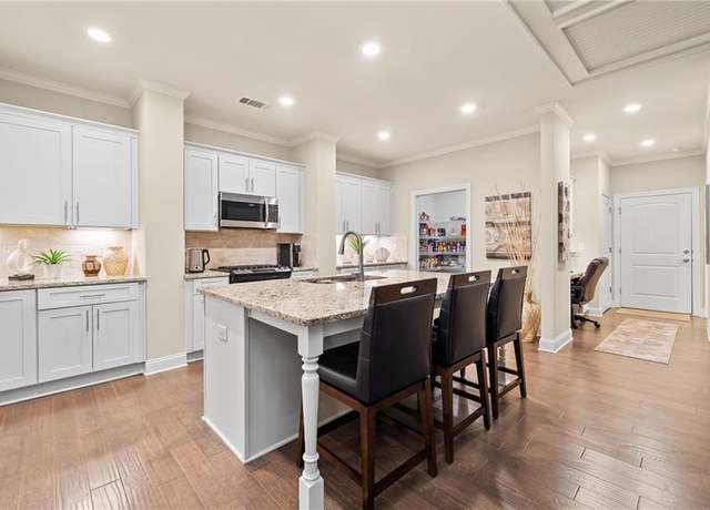 Property at 84 Cedarcrest Village Ln, Acworth, GA 30101, 3 beds, 3 baths