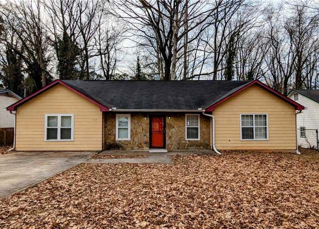 Property at 1343 Willow Trl SW, Atlanta, GA 30311, 3 beds, 2 baths
