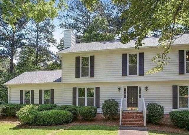 Property at 411 Woodstone West Dr, Marietta, GA 30068, 5 beds, 3.5 baths