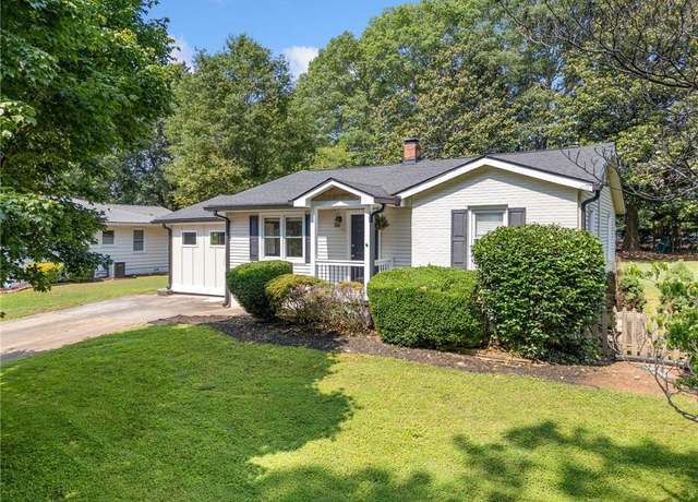 Property at 3274 Ridgecrest Rd SE, Smyrna, GA 30080, 3 beds, 2 baths