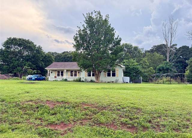 Property at 107 Bowen Rd, Stockbridge, GA 30281, 4 beds, 2 baths
