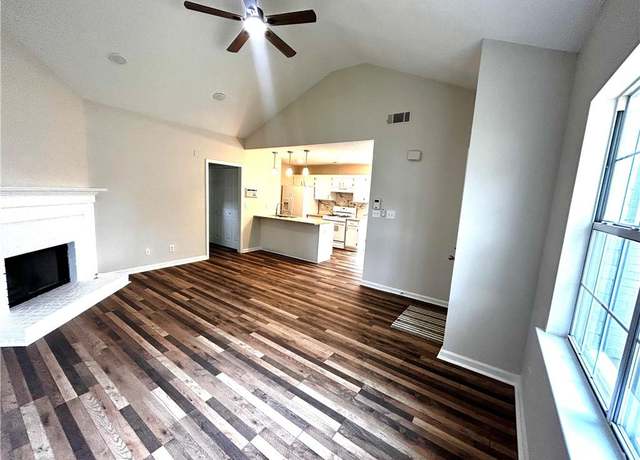 Property at 1864 Drew Cir, Austell, GA 30168, 3 beds, 2 baths
