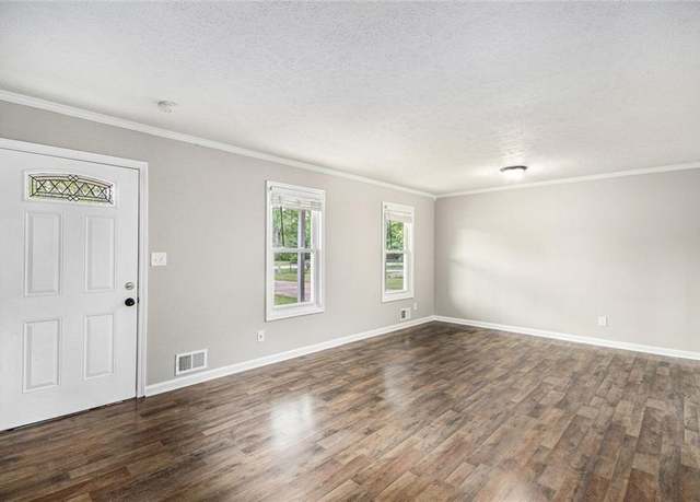 Property at 7248 Banks Mill Rd, Douglasville, GA 30135, 3 beds, 2 baths