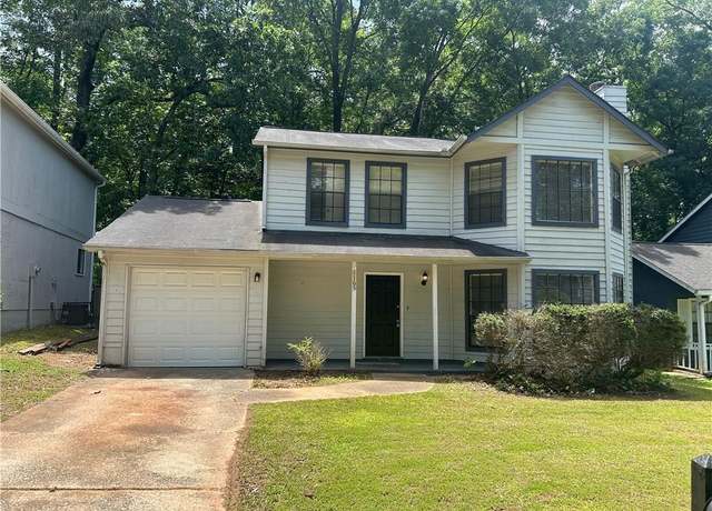 Property at 1165 Oaks Pl, Stone Mountain, GA 30083, 3 beds, 2.5 baths