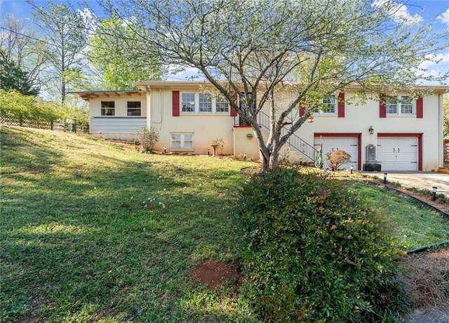 Property at 945 Blackwell Rd, Marietta, GA 30066, 3 beds, 1.5 baths