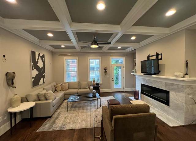 Property at 353 Brownstones Cir NE, Atlanta, GA 30312, 3 beds, 3.5 baths