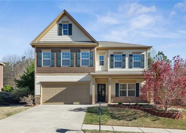 Property at 3739 Ridge Bluff Ovlk, Gainesville, GA 30507, 4 beds, 3.5 baths