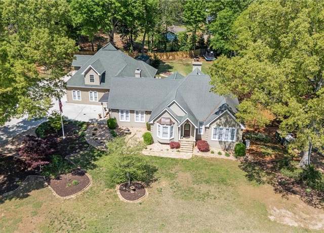 Property at 4340 Hadaway Rd NW, Kennesaw, GA 30152, 4 beds, 5 baths