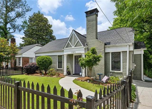 Property at 129 2nd Ave SE, Atlanta, GA 30317, 3 beds, 2 baths