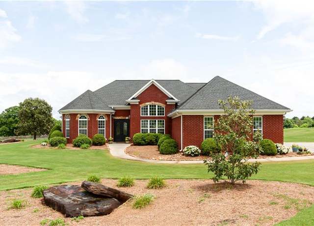Property at 1365 Ivy Plantation, Monroe, GA 30656, 4 beds, 4.5 baths