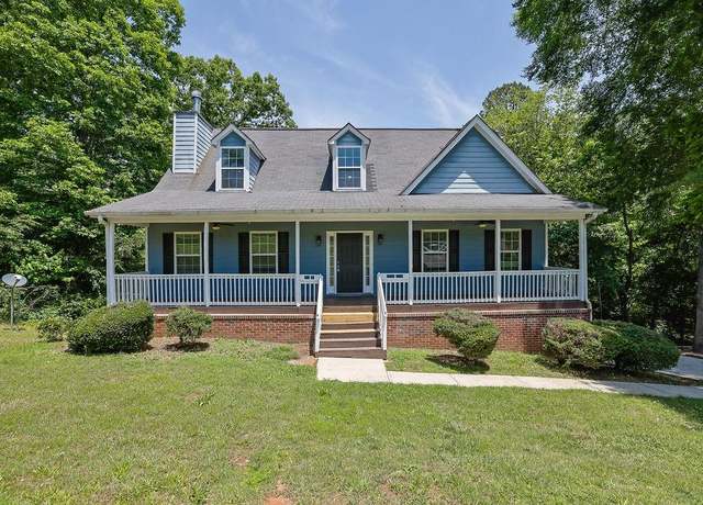Property at 4002 Laurel Bend Dr, Snellville, GA 30039, 4 beds, 2 baths