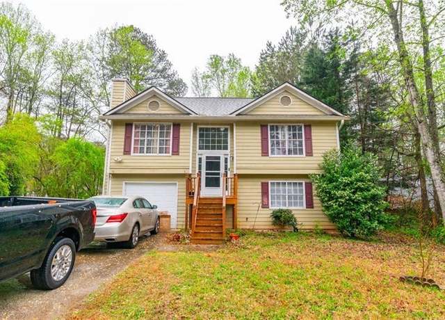 Property at 990 Fox Valley Trl, Stone Mountain, GA 30088, 3 beds, 2 baths