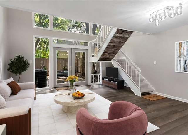 Property at 41 Cantey Pl NW, Atlanta, GA 30327, 1 bed, 1 bath