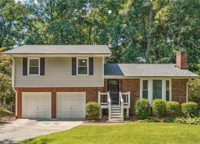 Property at 190 Windflower Trce, Roswell, GA 30075, 3 beds, 2 baths