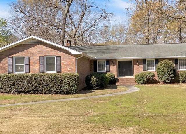 Property at 121 Windwood Way NW, Rome, GA 30165, 3 beds, 2 baths