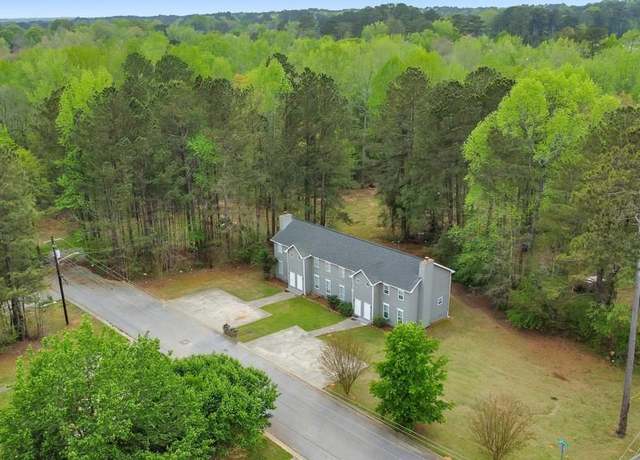 Property at 8537 Pineland Dr, Jonesboro, GA 30238, 8 beds, 8 baths