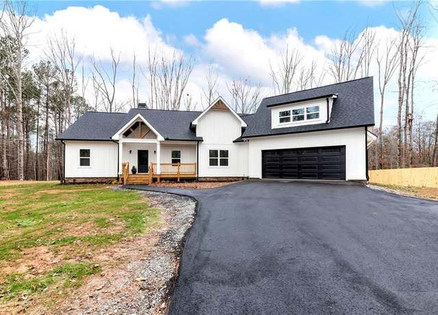 Property at 2710 Castleberry Bridge Rd, Dawsonville, GA 30534, 3 beds, 2 baths