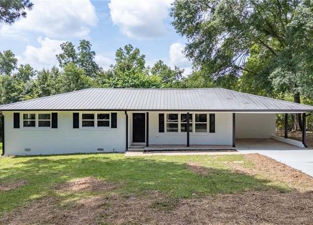 Property at 162 Langston Rd NE, Calhoun, GA 30701, 3 beds, 2 baths