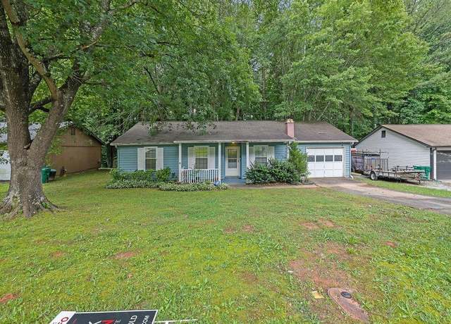Property at 5012 Galbraith Cir, Stone Mountain, GA 30088, 3 beds, 2 baths