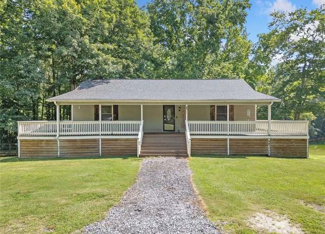 Property at 4985 Mccoy Cir, Cumming, GA 30040, 5 beds, 2 baths