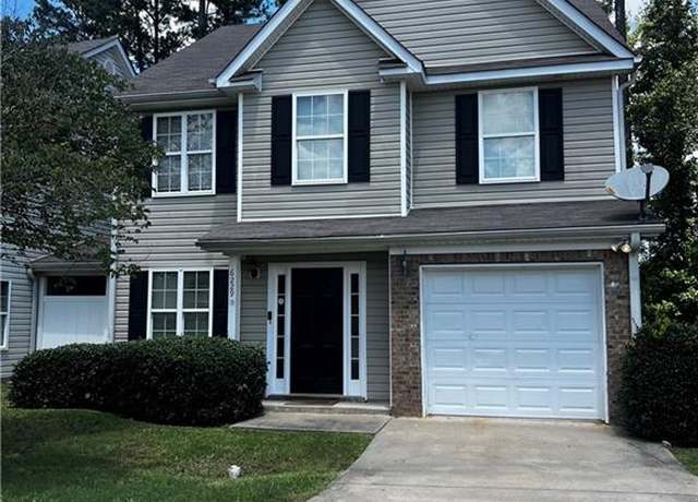Property at 6229 Hickory Lane Cir, Union City, GA 30291, 5 beds, 3 baths