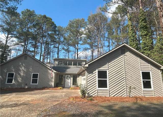 Property at 3825 Emerson St, Marietta, GA 30062, 3 beds, 2 baths