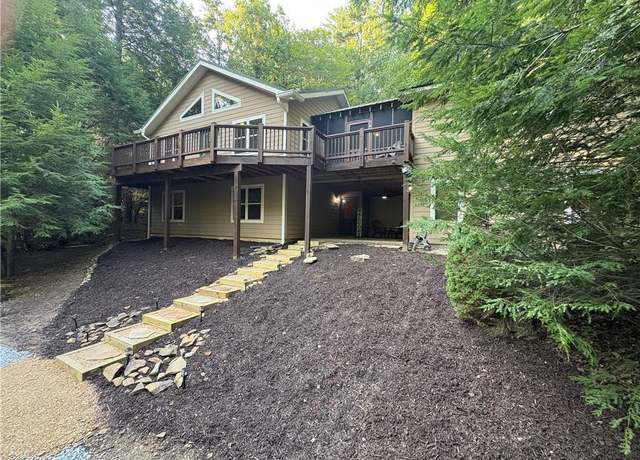 Property at 166 Clark Trl, Ellijay, GA 30540, 3 beds, 2.5 baths