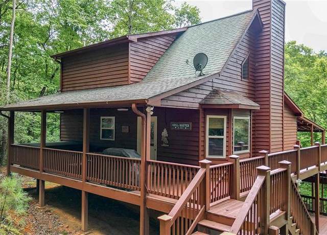 Property at 1122 Beaver Lake Dr, Ellijay, GA 30540, 3 beds, 3 baths