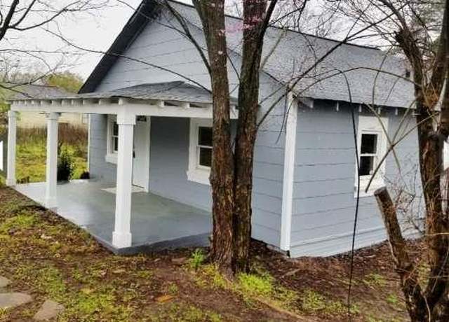 Property at 1323 S Hairston Rd S, Stone Mountain, GA 30088, 3 beds, 1 bath