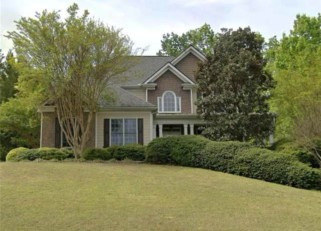 Property at 8005 Willow Pt, Gainesville, GA 30506, 4 beds, 2.5 baths