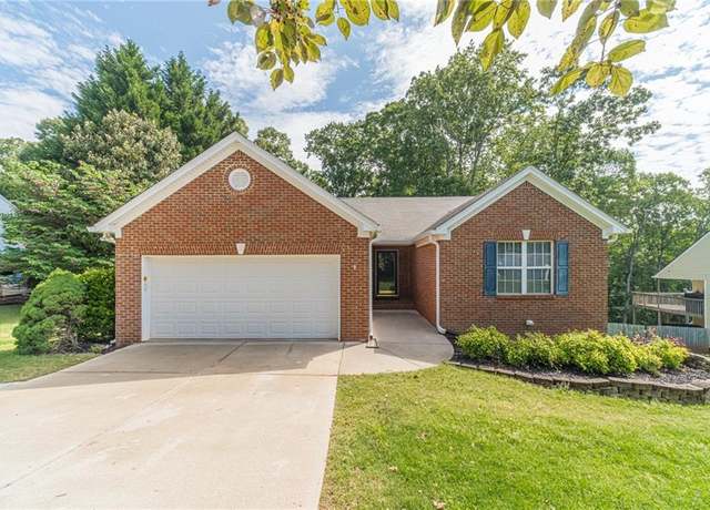 Property at 5385 Amber Cove Way, Flowery Branch, GA 30542, 5 beds, 3 baths