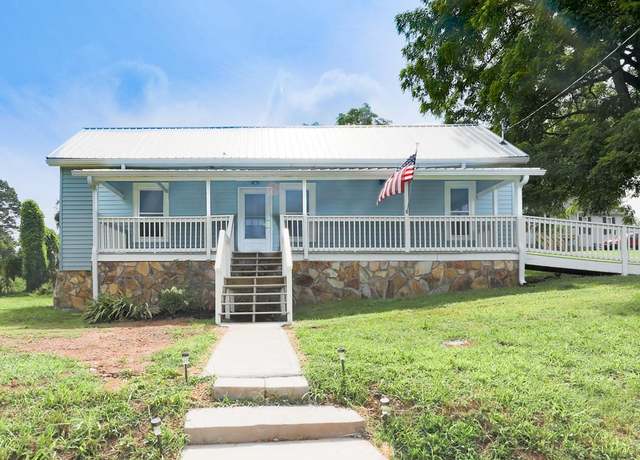 Property at 79 Hillside St, Nelson, GA 30151, 3 beds, 2 baths