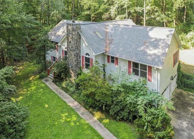 Property at 1252 Grist Mill Dr, Acworth, GA 30101, 3 beds, 2 baths