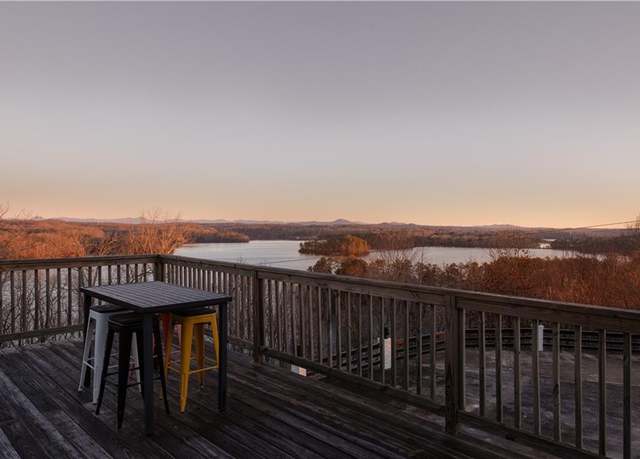 Property at 2316 Mountain Crest Pl, Gainesville, GA 30501, 6 beds, 5 baths