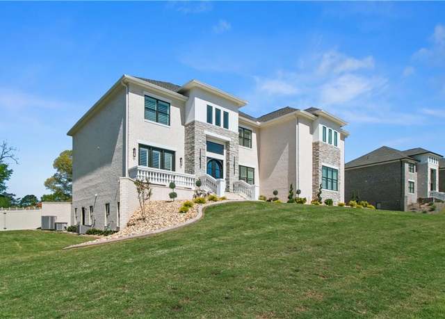 Property at 2989 Waterford Dr, Conyers, GA 30094, 6 beds, 5 baths