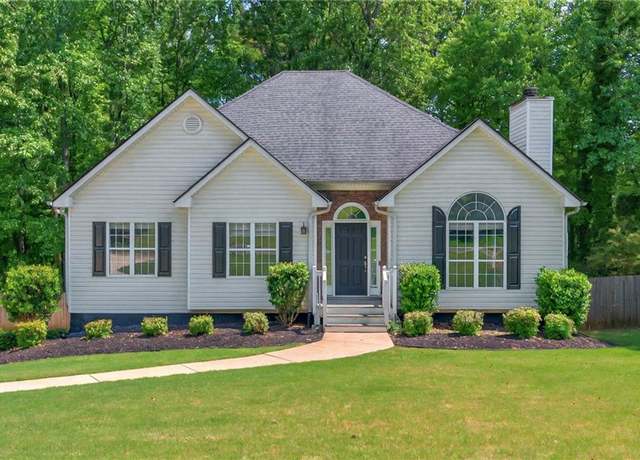 Property at 6645 N Glen Dr, Cumming, GA 30028, 4 beds, 3 baths