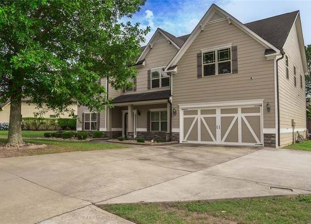 Property at 505 Mirror Lake Pkwy, Villa Rica, GA 30180, 5 beds, 3 baths