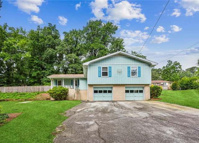 Property at 6889 Kingsboro Dr, Lithia Springs, GA 30122, 3 beds, 2 baths