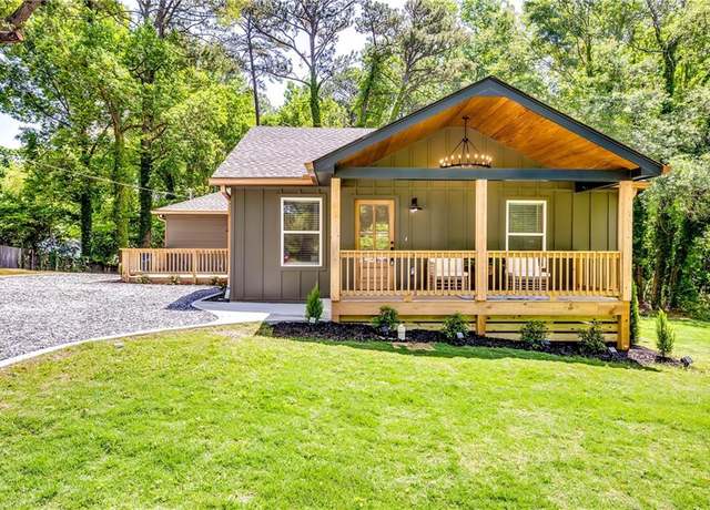 Property at 3244 Mount Olive Rd, Atlanta, GA 30344, 3 beds, 2 baths