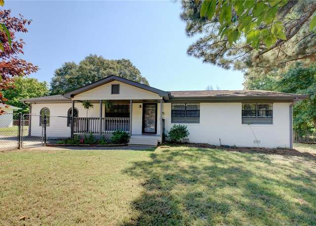 Property at 311 Bay Creek Rd, Loganville, GA 30052, 3 beds, 2 baths