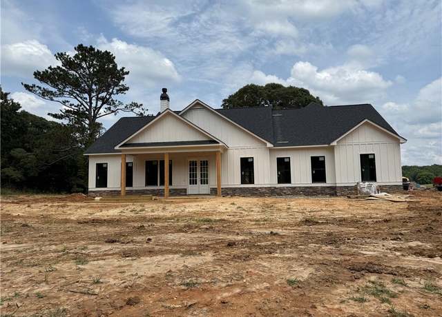 Property at 969 Lindsey Lake Dr, Dallas, GA 30132, 4 beds, 3.5 baths