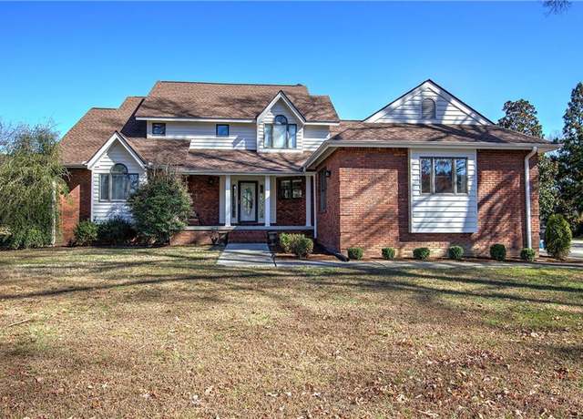 Property at 317 Shenandoah Dr NE, Calhoun, GA 30701, 3 beds, 2.5 baths