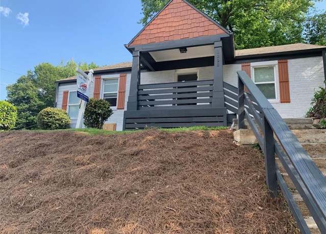 Property at 1298 Gideons Dr SW, Atlanta, GA 30314, 3 beds, 2 baths
