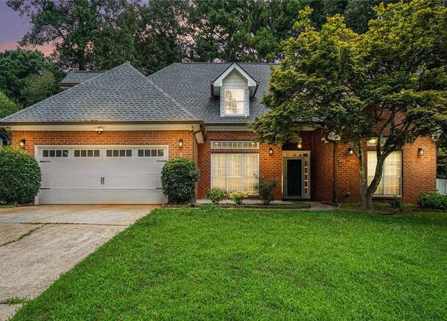Property at 1517 Heartwood Dr, Lawrenceville, GA 30043, 4 beds, 2.5 baths