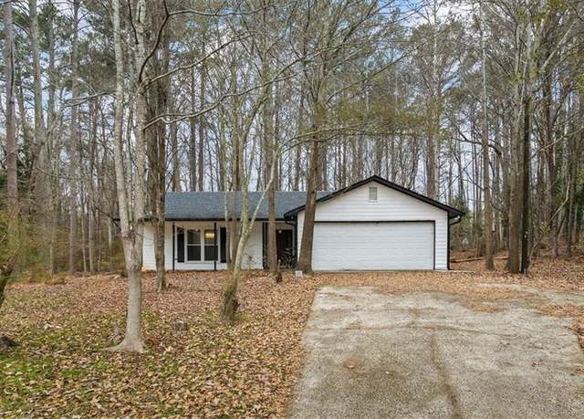 Property at 7037 Shangrila Trl, Riverdale, GA 30296, 4 beds, 2 baths