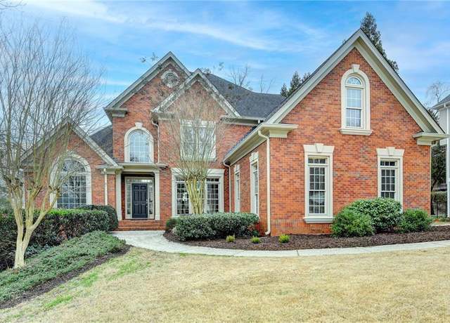 Property at 5990 Somerset Ct, Suwanee, GA 30024, 5 beds, 4.5 baths